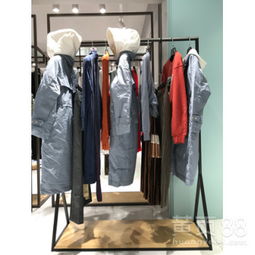 茵佳妮精品女装折扣批发 限时2折起，抢购即赚