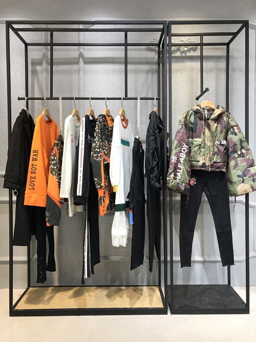 品牌折扣女装店顾客接待与购物愉悦策略