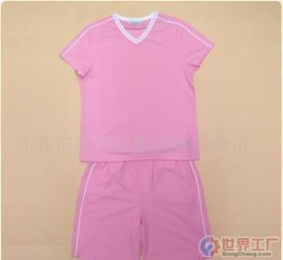 批发库存服装新蓝海 女运动套装的商机与采购策略